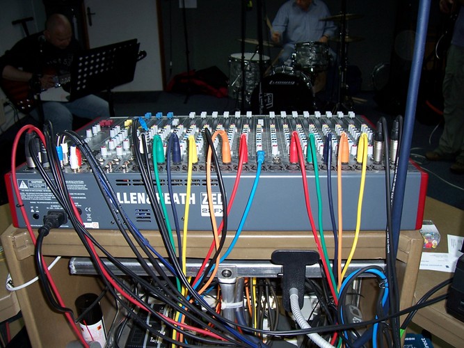 photo1